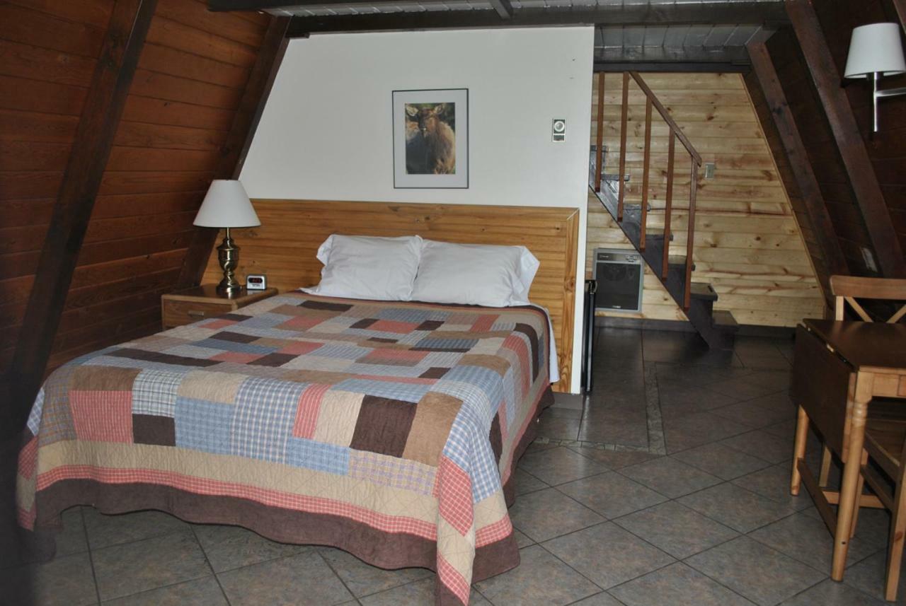 Aspen Inn Fort Klamath Ngoại thất bức ảnh