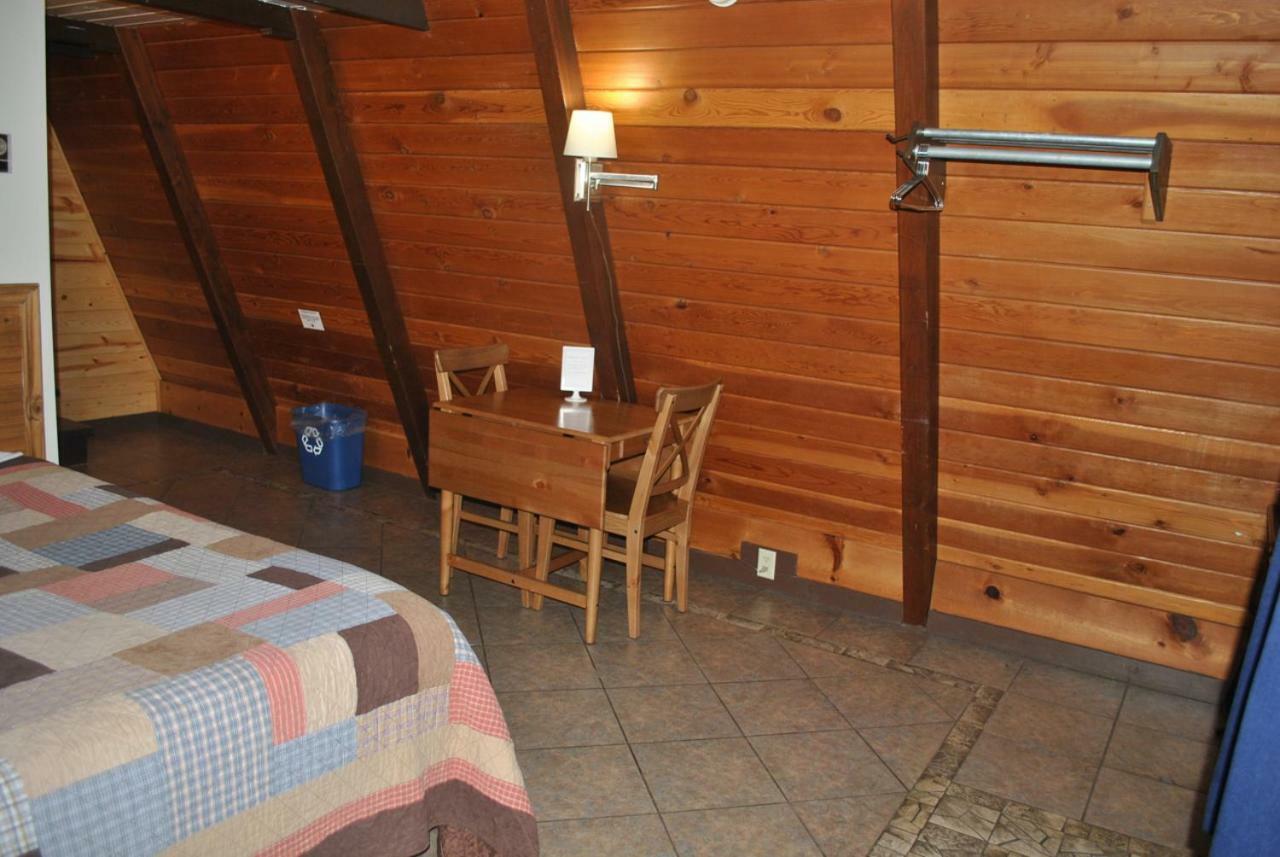 Aspen Inn Fort Klamath Ngoại thất bức ảnh