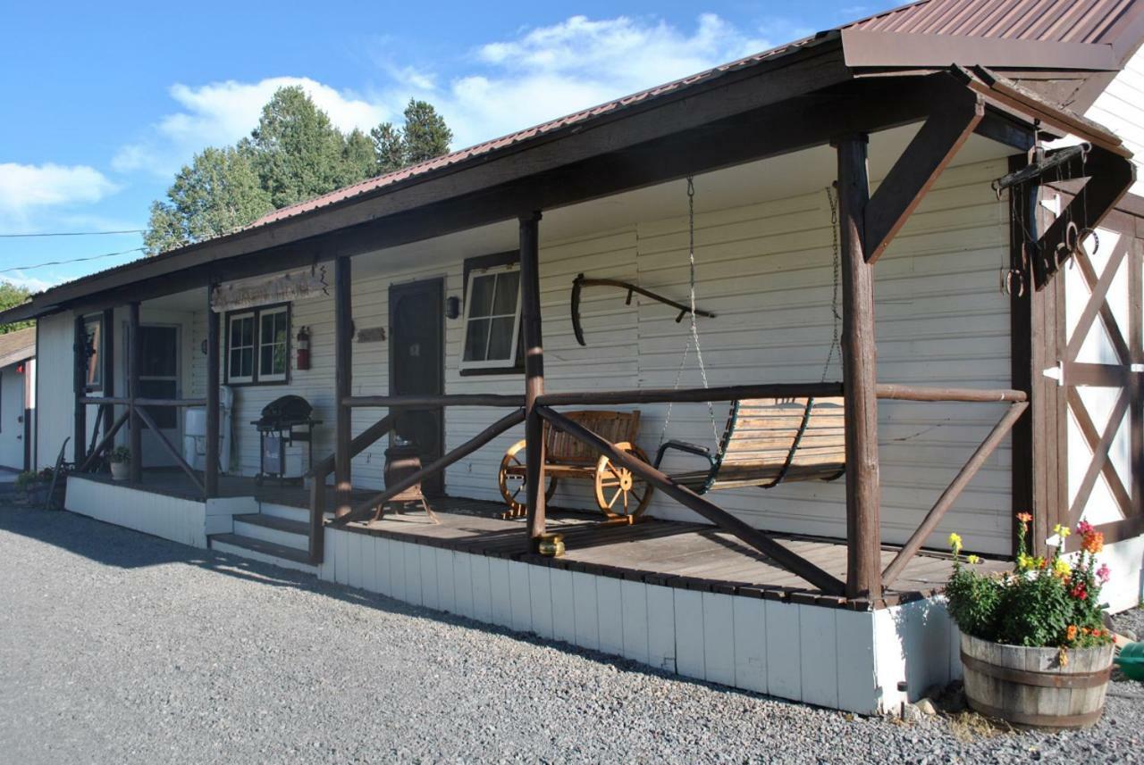 Aspen Inn Fort Klamath Ngoại thất bức ảnh